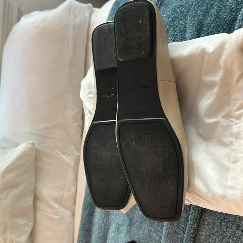 Massimo Dutti Cream Ballet Flats with Black Strap - Picture 4 of 4